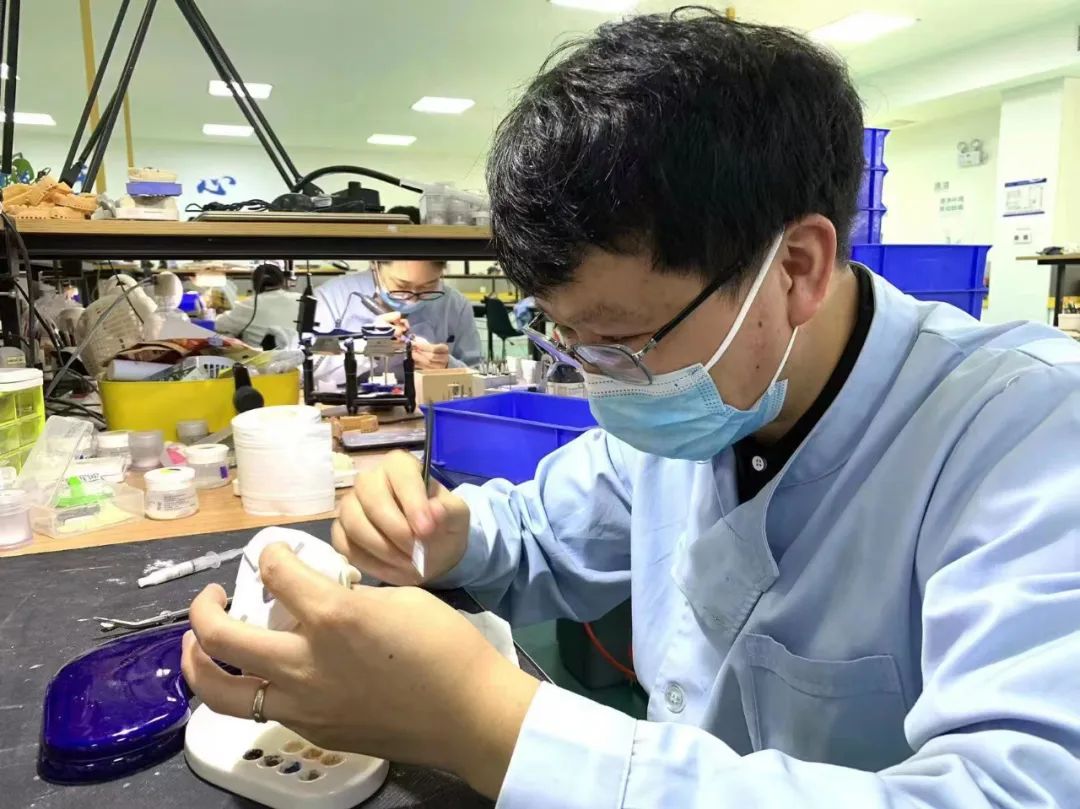 “以科技破局,以数字化赋能”——ng28南宫与精瓷义齿共创齿科3D打印医疗新未来