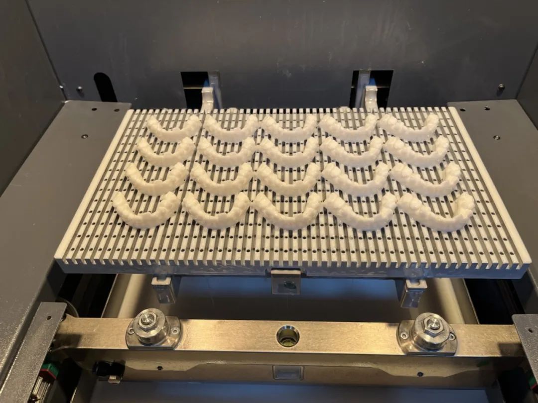 德国Formnext展会现场:ng28南宫以智能智造赋能全行业生产!