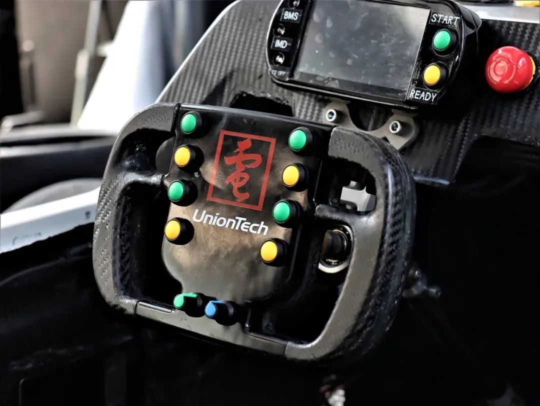 科技,让梦想自由翱翔