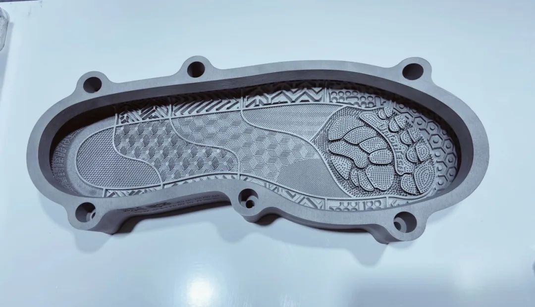  第二十五届中国（晋江）国际鞋业暨第八届国际体育产业博览会圆满落幕