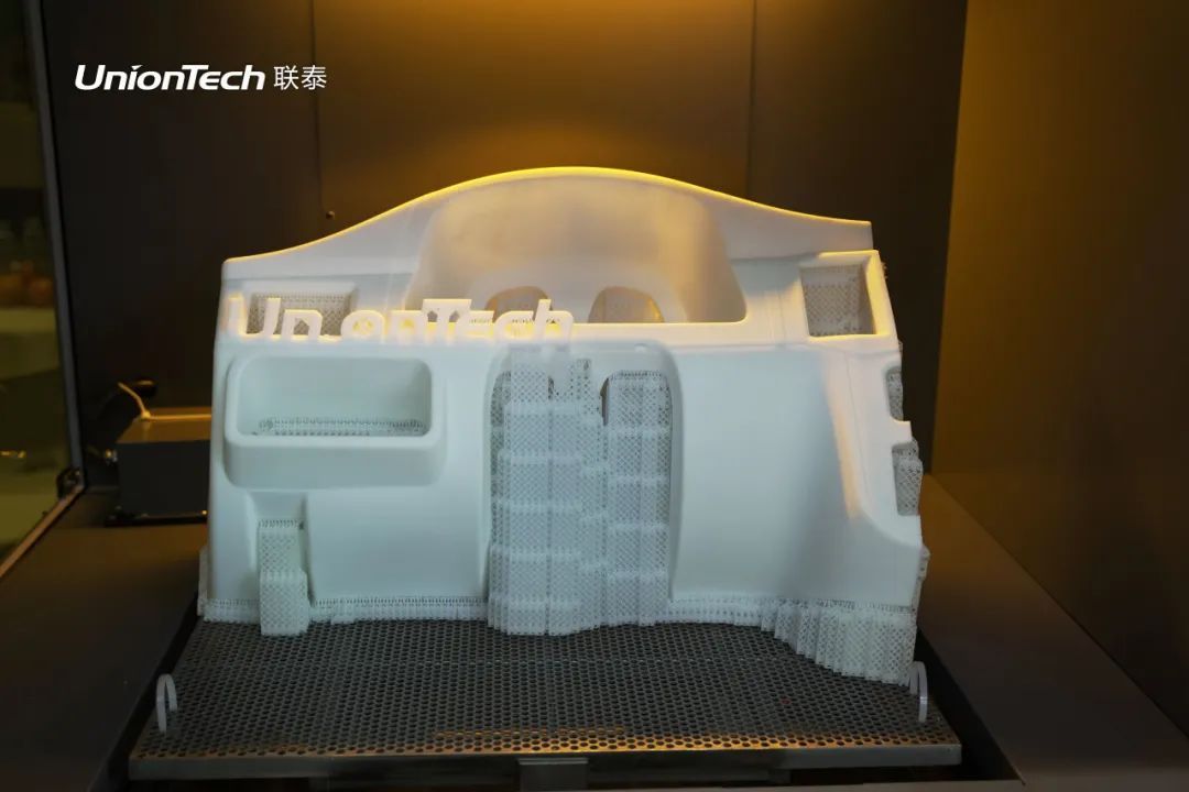 ng28南宫携专业设备亮相第61届中国高等教育博览会